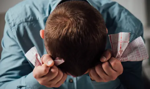 Фалирала хазартна компания съсипа живота на късметлии - 1