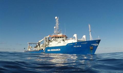 Холандски кораб ще изследва климатичните промени в Черно море - 1