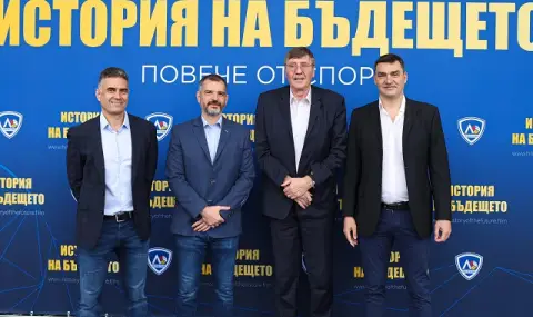 Министър Глушков гледа премиерата на филма за волейболния „Левски София“