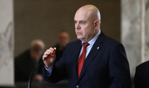 Иван Гешев: България не допусна "Луковмарш" - 1