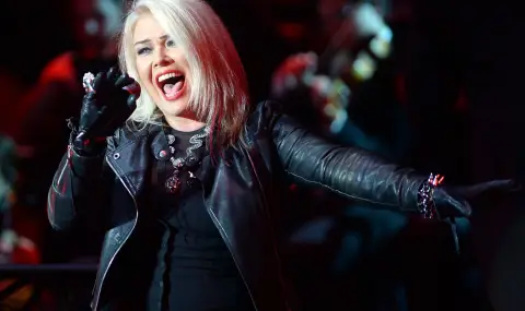 Поп звездата от 80-те Ким Уайлд навърши 65 години - 1