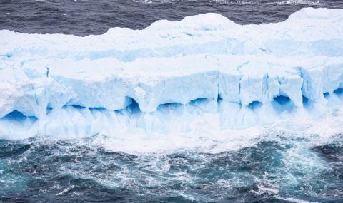 Айсберг с големината на Париж или Лондон се отцепи от Антарктика - 1