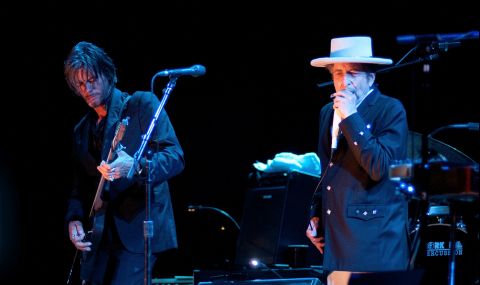 Откупиха авторските права върху песните на Боб Дилън за 300 млн. долара - 1