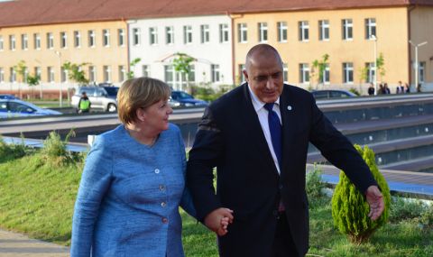 Борисов и Меркел си благодариха за "доброто сътрудничество през годините" - 1