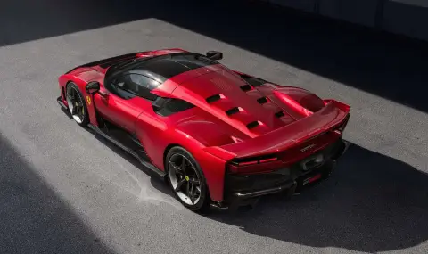 Защо Ferrari избра V6 вместо V12 за новата си суперкола? - 1