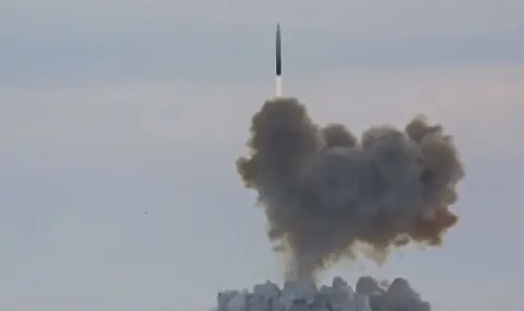 Киев съобщи, че Русия е използвала хиперзвукова ракета "Циркон" - 1