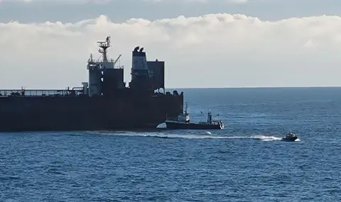 Танкерът “Кайрос” достигна Бургаския залив - 1