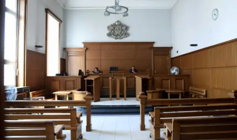 Съдът гледа мярката на Росен Кръстев "Стъкларя"