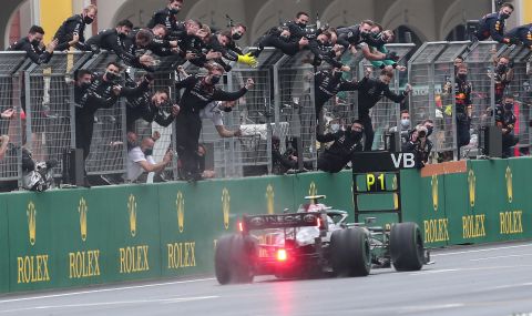 Саудитска Арабия наложи нелеп дрескод за гостите си от Formula 1 - 1