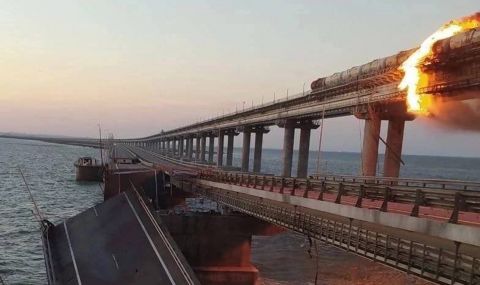 Украйна за взрива на Кримския мост: Това са глупости на една фалшива структура, която обслужва Путин - 1
