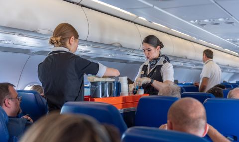 Стюардеса обясни защо не трябва пиете кафето, предлагано по време на полет - 1