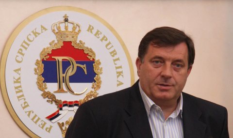 Сърбия притеснена от съдебния референдум в Босна - 1