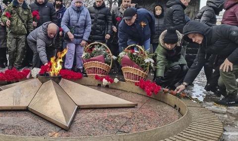 В Русия започнаха с взаимните обвинения след атаката в Макеевка  - 1