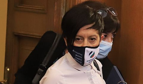 Антоанета Цонева: Прост сюжет като мусаката на Станев - 1