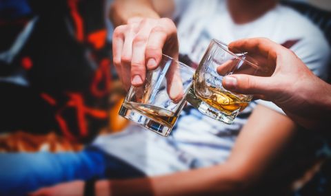 Алкохолът е най-вреден и опасен за 3 зодии - 1