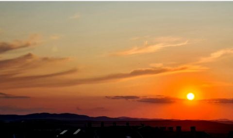 Жегата не спира, прохлада само високо в планината - 1