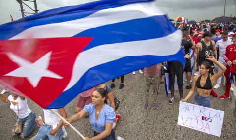 Куба прави отстъпки пред гражданите - 1