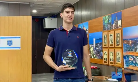 Българският волейболист Борис Начев със стабилно представяне при успех на Сонепар Падуа в Италия - 1