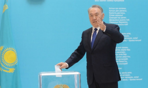 Нурсултан Назарбаев печели вота за президент в Казахстан - 1