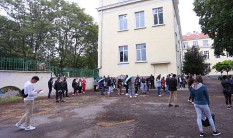 Утре излиза първото класиране на бъдещите столични първолаци - 1