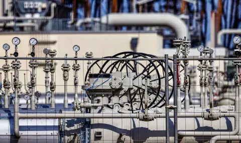 Казахстан намали добива на газ от находището „Карачаганак“ след украинска атака с дронове 