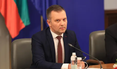 Министър Найденов преди вота за ВСС: Не ставайте жертви на тънки сметки - 1