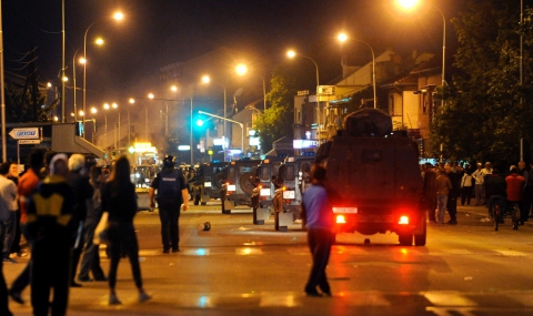 Втора нощ на размирици в Скопие - 1