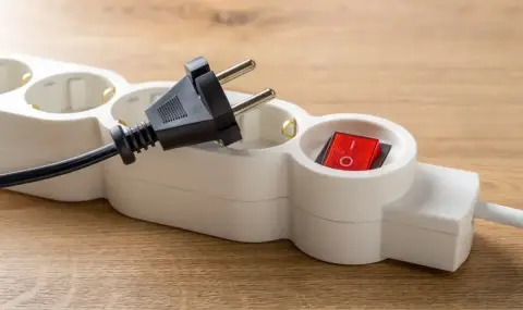 Мъж почина след токов удар, не спрял електричеството при ремонт