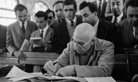 1953 г.: Открадната демокрация на Иран - 1