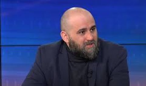 Мартин Табаков: Няма как Пекин да играе две роли относно войната в Украйна - 1
