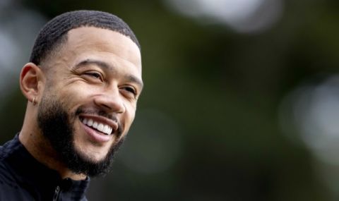 Ювентус с опит да изпревари Барселона за Депай - 1