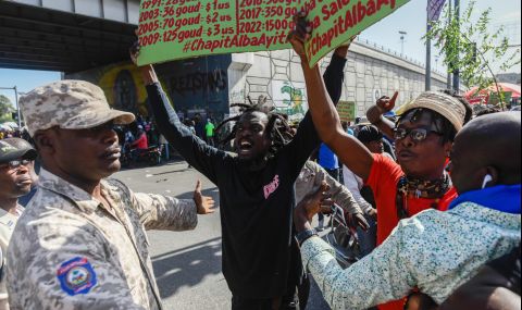 Хиляди протестиращи в Хаити поискаха оставката на премиера  - 1