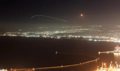 Нощни атаки от Ливан и Йемен срещу израелските градове Хайфа и Ейлат, ракета порази химически завод - 1