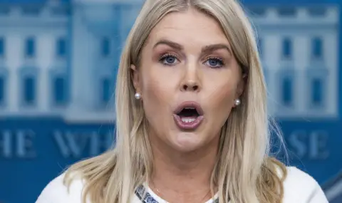 Тръмп е бил прегледан за синини по ръцете - 1