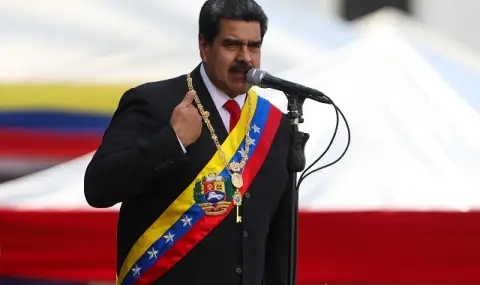 I swear! Venezuelan President Nicolas Maduro sworn in for third term  - 1