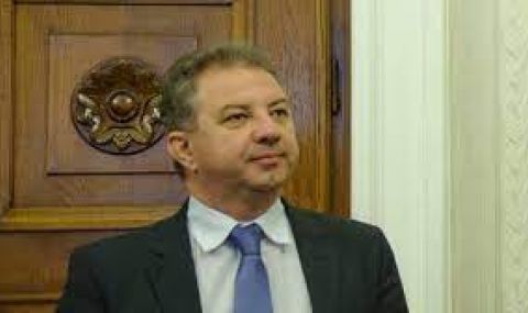 Борис Ячев: Служебното правителство няма механизъм и воля да прилага твърди икономически мерки - 1