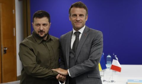 Макрон увери Зеленски във френската подкрепа за Украйна - 1