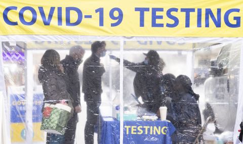 COVID рекорд в Ню Йорк за втори пореден ден - 1