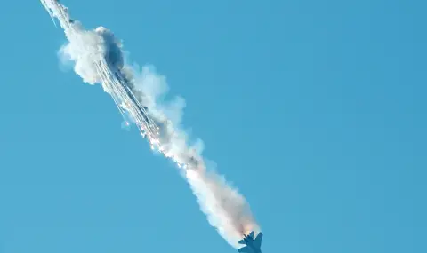 Свален е руски изтребител Су-25 над Украйна - 1