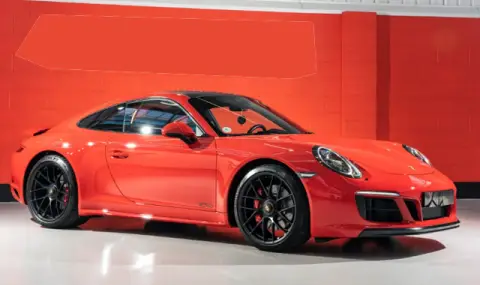 Три Porsche-та, иззети от наркодилъри, ще бъдат продадени на търг - 1
