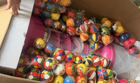 Хиляди контрабандни стоки на Митница Бургас в контейнери от Китай - 1