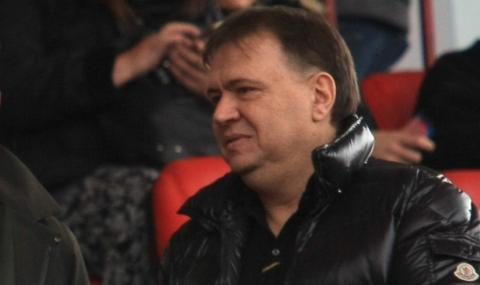 Жейнов: В Левски искат последните пари на хората за карти, а крият какви суми излизат от клуба - 1