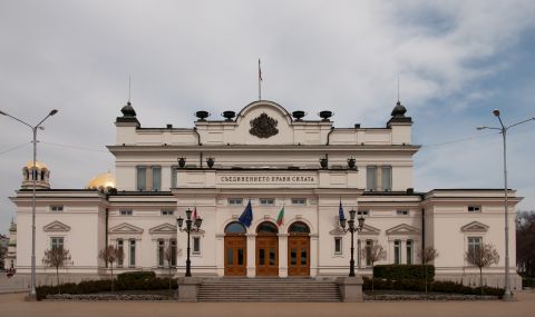 Проучване на „Маркет линкс“ показа кои са партиите с най-голямо доверие - 1