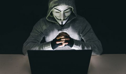 "Анонимните": Ние ударихме руските медии - 1