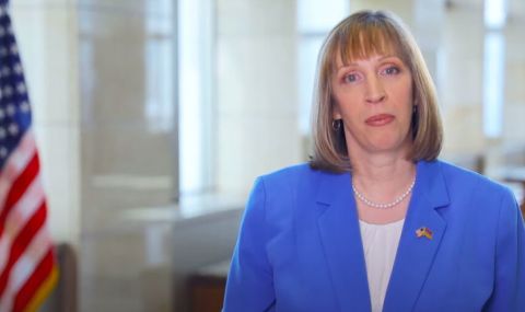 Новата американска посланичка вече е в Москва - 1