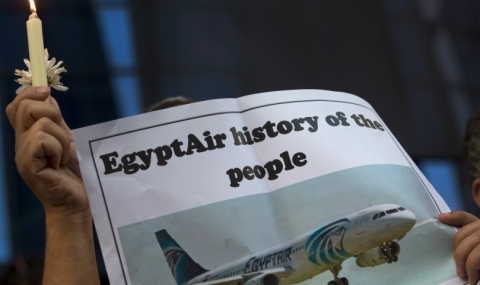 Откриха едната от черните кутии на разбилия се египетски самолет - 1