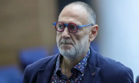 Дилов - син: Има държавници, има политици. Вчера победиха политиците. Утре е ред на държавниците - 1