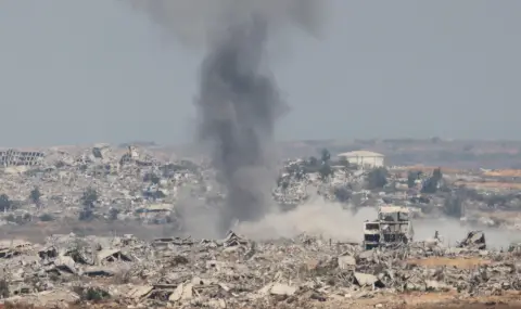 Поне 89 палестинци загинаха при израелски атаки в ивицата Газа - 1