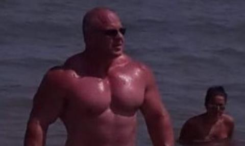 Димо Флорината е собственикът на разбития бардак в "Слънчев бряг" - 1