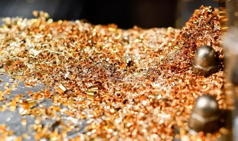 Най-богатата на метали държава удължава със 6 месеца забраната за износ на скрап от цветни метали - 1